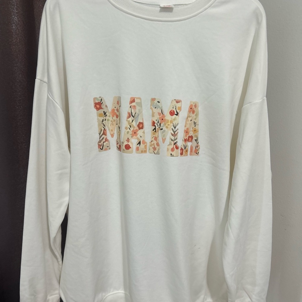 Floral 'MAMA' White Sweatshirt 3X
